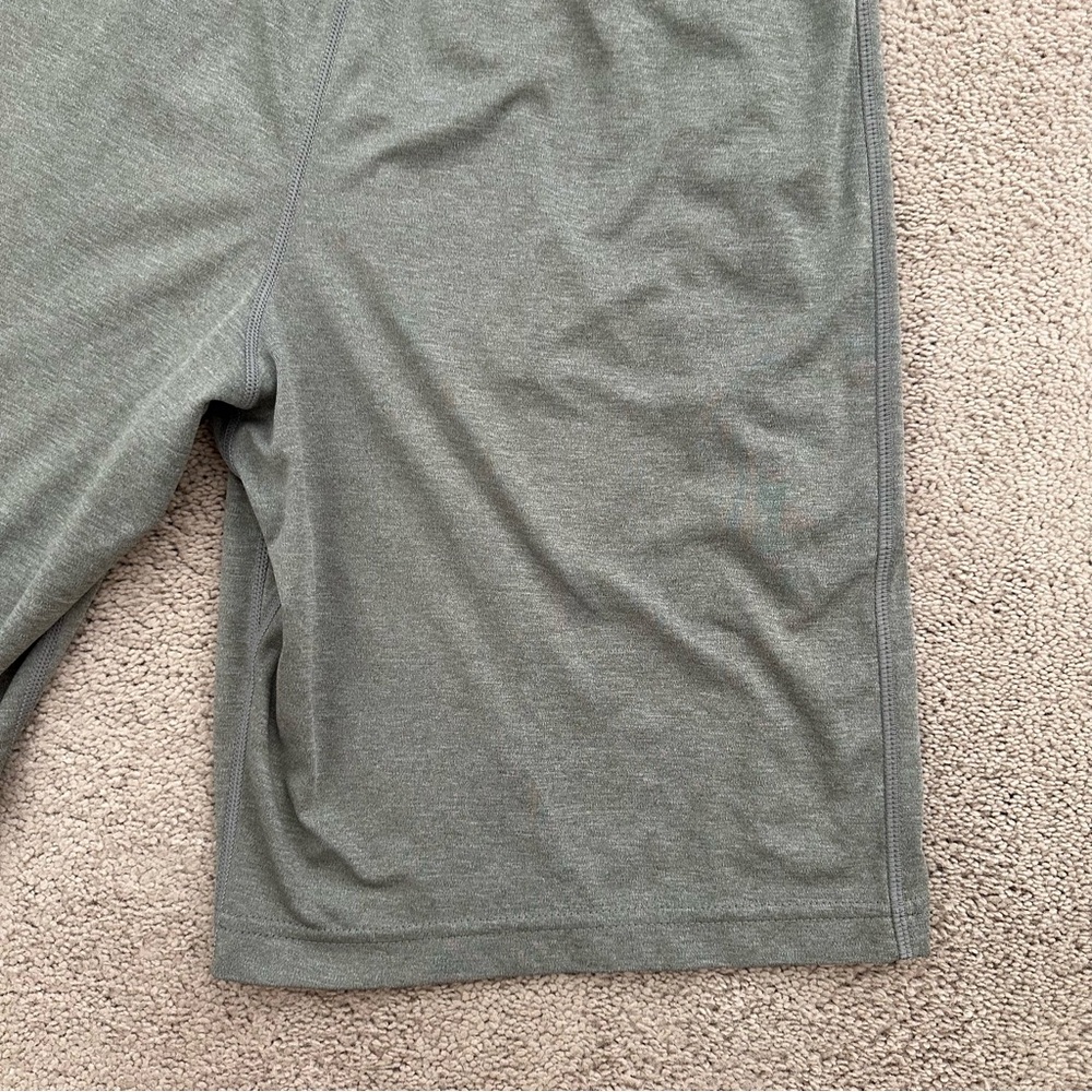 Nike Grey Dri-Fit Basketball Shorts - Athletic Athleisure Workout Running - Picture 11 of 15